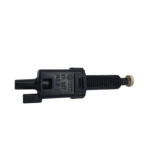 811907343B Audi 80 B4 100 A6 C4 C5 A4 B5 Belüftungsventil Tempomat am Brems-/Kupplungspedal