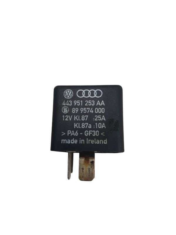 443951253AA Seat Skoda VW Audi 80 90 B3 B4 Cabrio Coupe Typ89 100 C4 A4 B5 A6 C5 Relais 219 Arbeitskontaktrelais Motorsteuerung Multifunktionsrelais – Bild 2