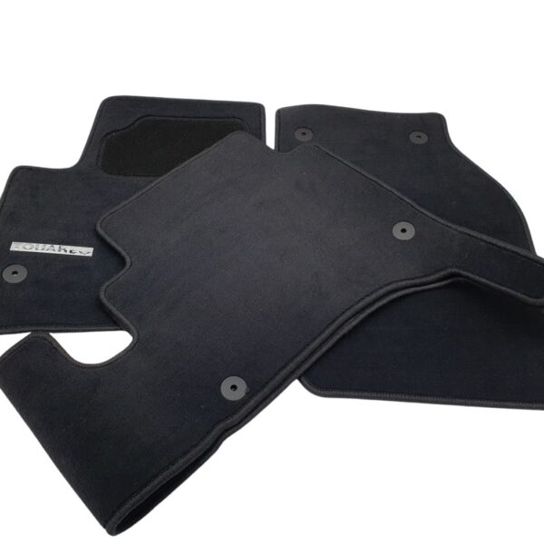 7L1061413H VW Touareg 7L Satz Fußmatten Textil Schwarz mit Chrom Emblem