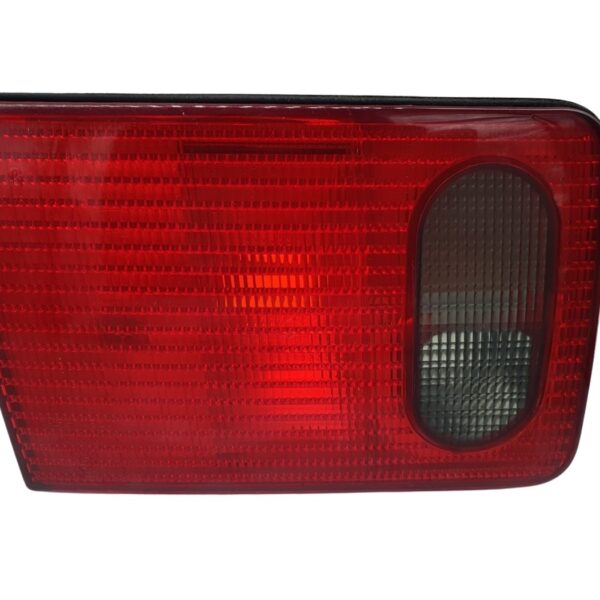 4D0945093 Audi A8/S8 D2 Rückleuchte links innen