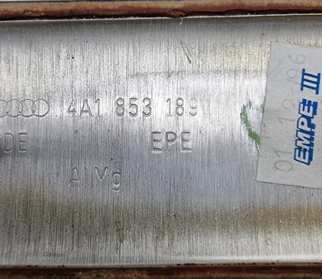 4A1853189 Audi 100 S4 A6 S6 C4 Blende Armaturenbrett Wurzelholz Nussbaum Links – Bild 3