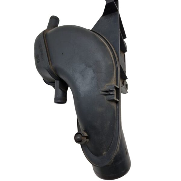 078133357D Audi 80 B4, A4 B5 2.6, 2.8l Ansaugluftführung