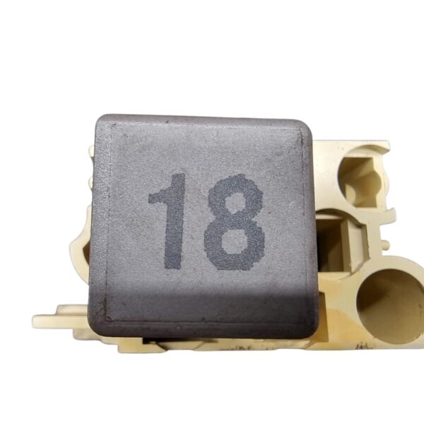 191937503 Audi 80, 100, 200, A3, A4, A5, A6, V8, A8 Relais 18