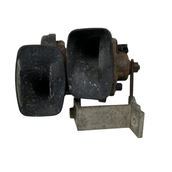 4D0951185 Audi A8 D2 Signalhorn Doppelhorn Hupe mit Halter