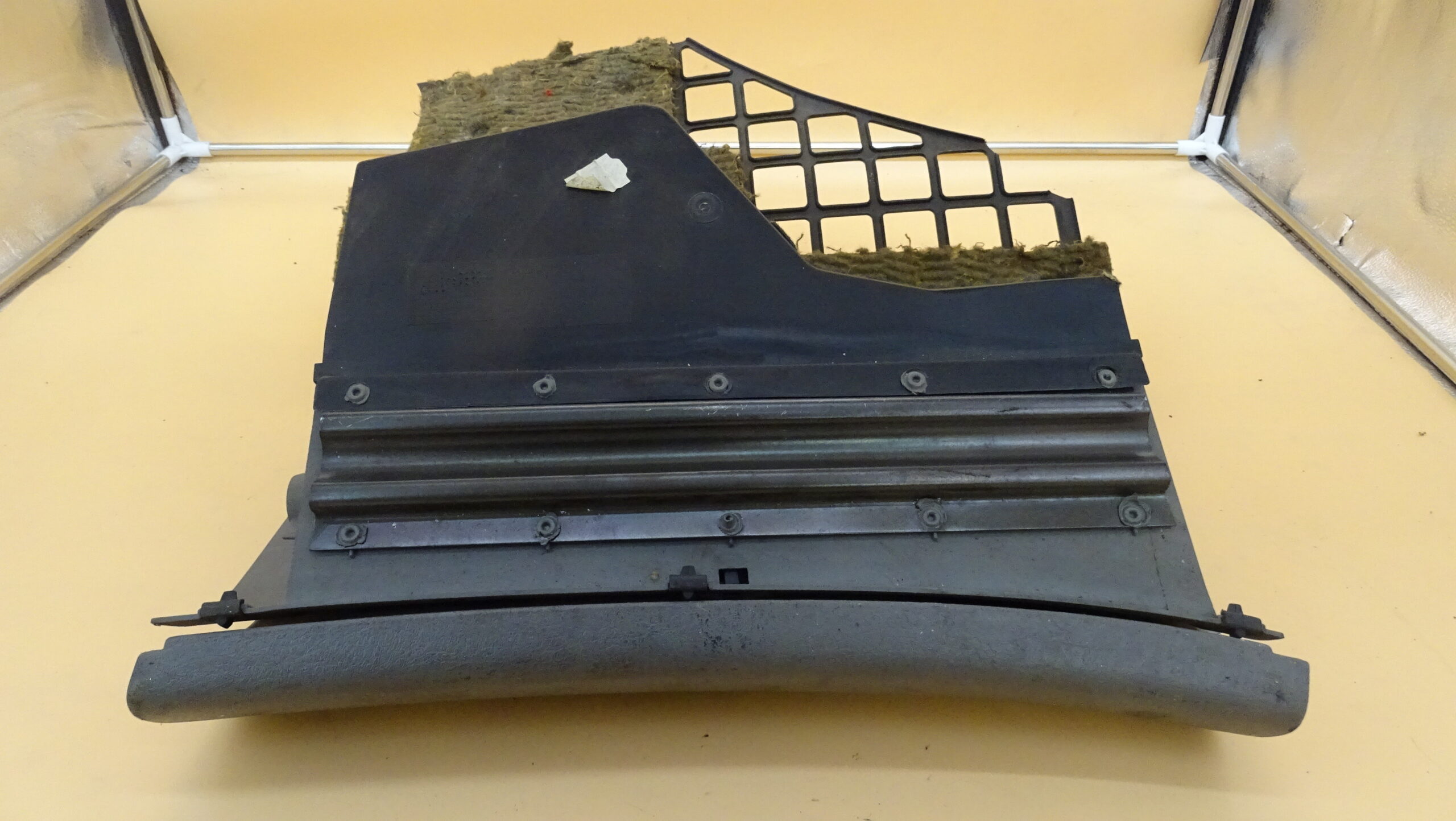 8A1857035H Audi 80 B4, S2, RS2, Coupe, Cabrio, Typ 89 Handschuhfach, platin, – Bild 2