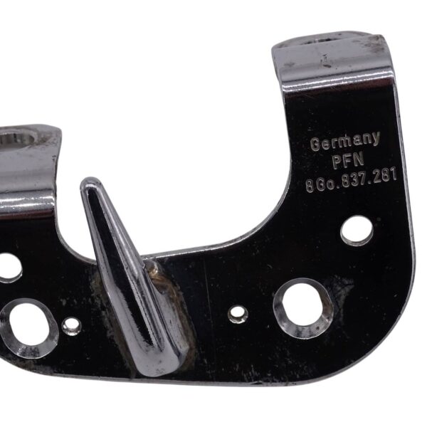 8G0837281 Audi Cabrio Coupe Typ 89 Tür Fangbolzen Links