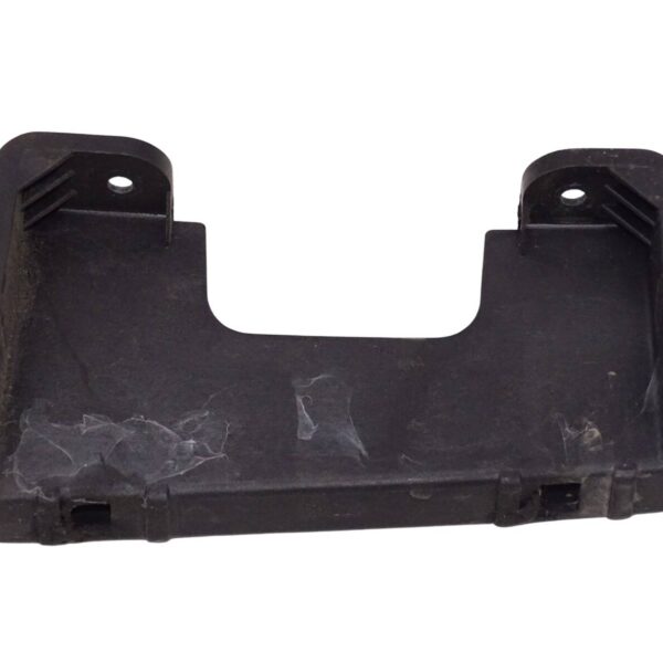 8G0945567 Audi 80 Typ89, B4 Cabrio Befestigungswinkel Rückleuchte links