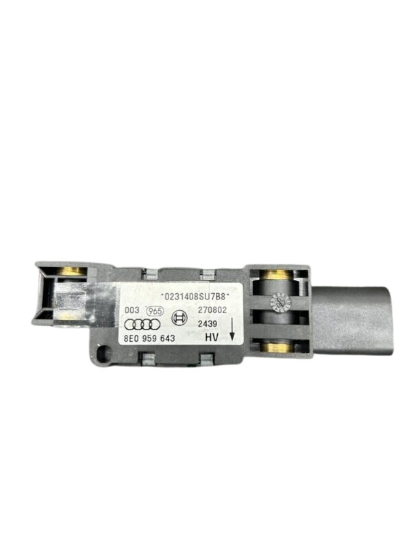 8E0959643E Audi A6 4B A4 B6 Airbag Crash Sensor Beschleunigungssensor BOSCH – Bild 2