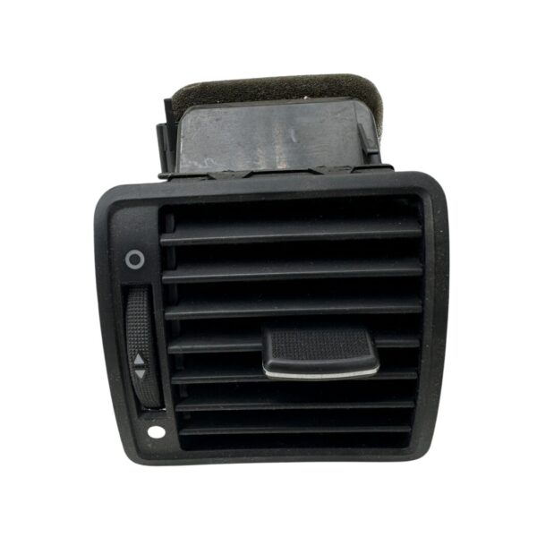 532549711A Audi A8 D2 Luftdüse Gitter Vorne Rechts