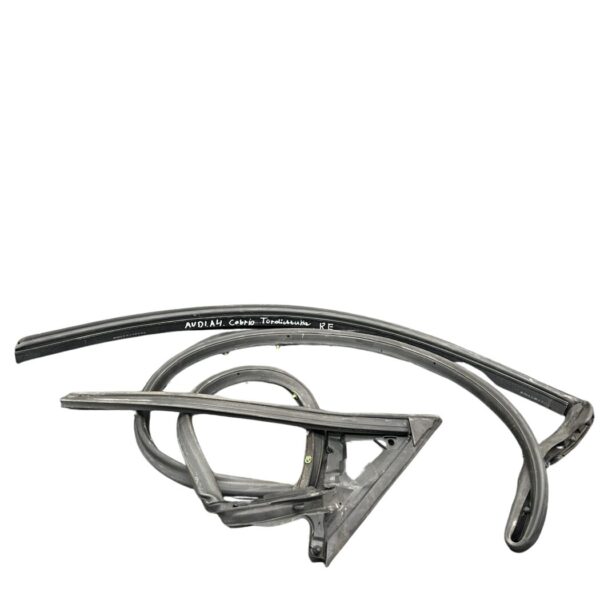 8H0837912 Audi A4 S4 RS4 B6 Cabrio 8H Türdichtung vorne rechts