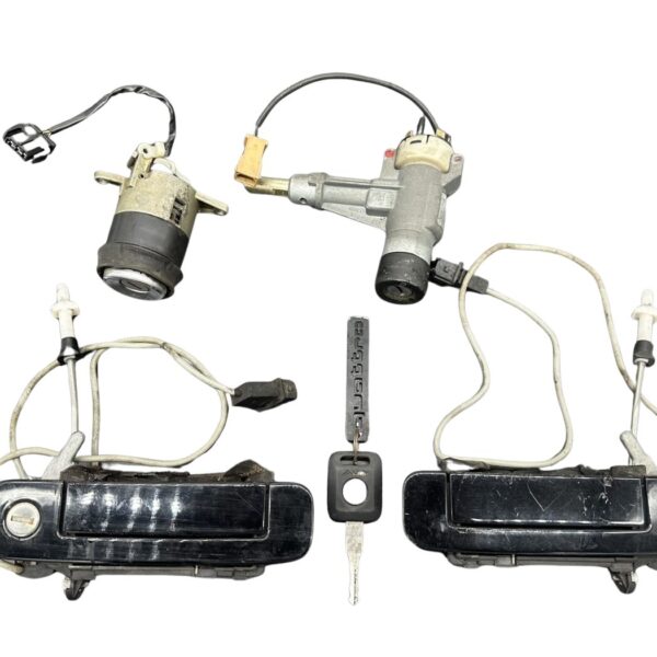 Audi Cabrio Typ89 Schloss Set Heckklappe / Zündschloss / Türgriffe Schwarz mit Schlüssel