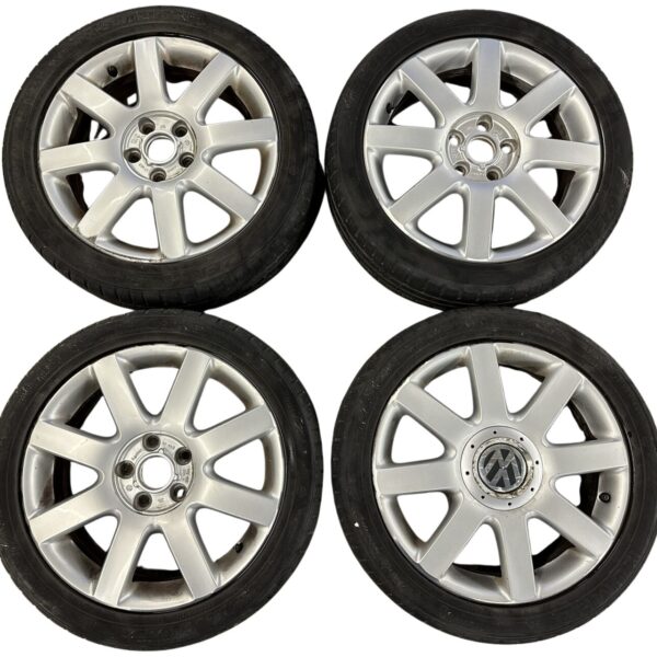 1K0601025N VW Golf 5/6/Touran/Jetta Alufelgensatz Meribel Silber 6Jx17 Zoll ET 48,5, LK 5x112