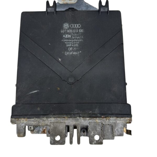 037906022EE Audi 80 B4 2.0l 115PS ABK Motorsteuergerät