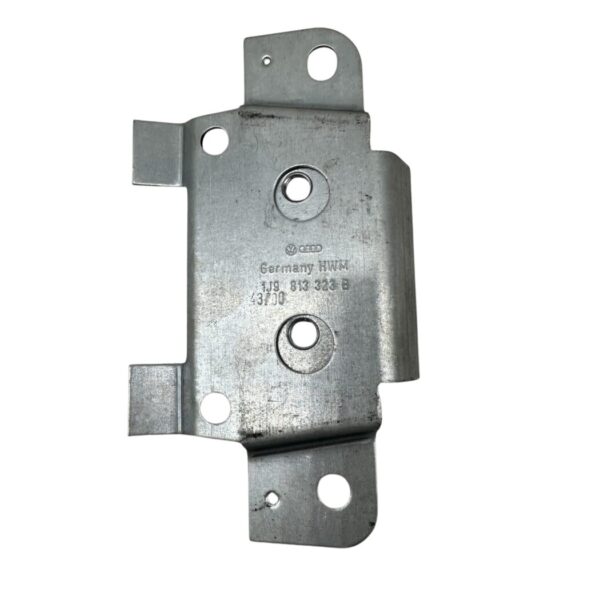 1J9813323B VW Jetta Variant/Golf Verstärkung für Schlossträger