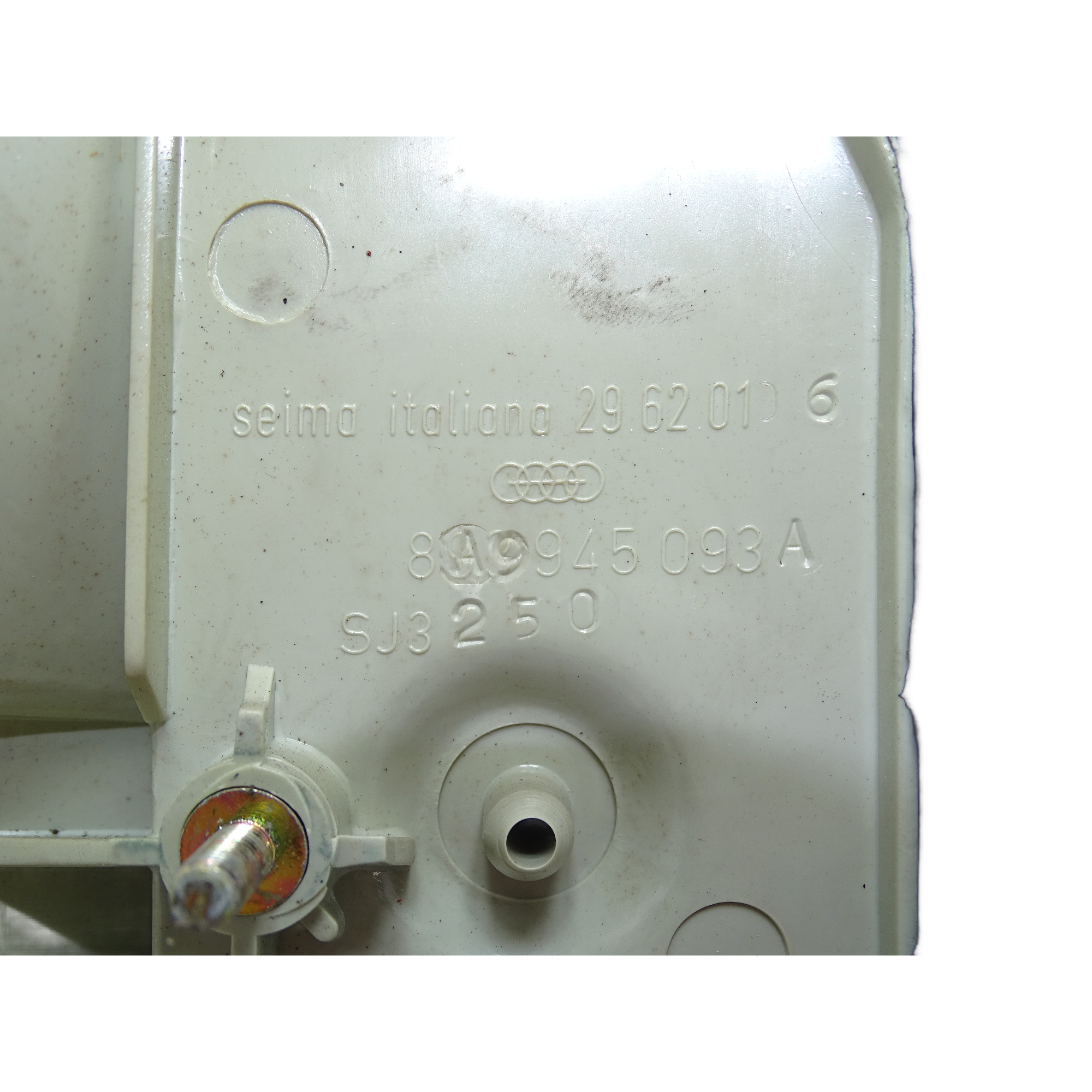 8A9945093A Audi 80 B4 Avant Rücklicht Heckklappe innen links – Bild 9