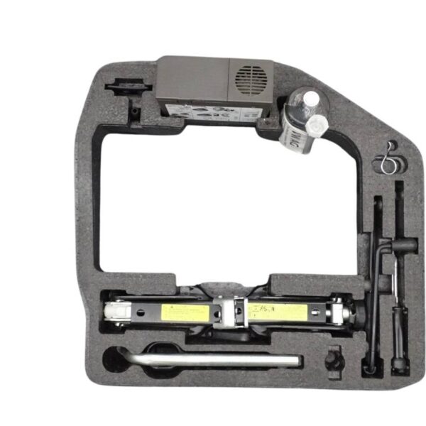 8T0012109A Audi A4 8K A5 8T 8F Bordwerkzeugkasten Einsatz Bordwerkzeug inkl. Wagenheber, Kompressor und Werkzeug