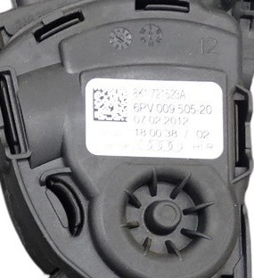 8K1721523A Audi A4 8K B8 A5 8T 8F Gaspedal elektrisch – Bild 4