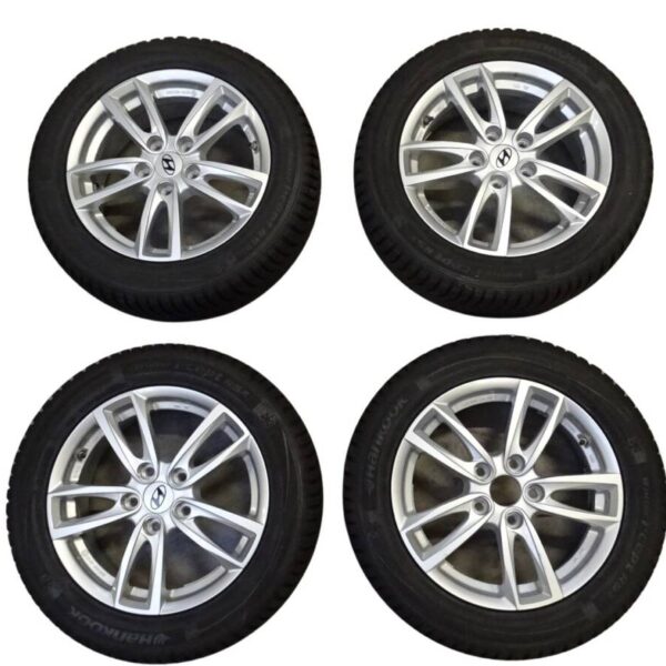 KBA51643 Hyundai Felgen mit Reifen Winter 205/55 R16 6,5Jx16 Zoll 5x114,3 ET50