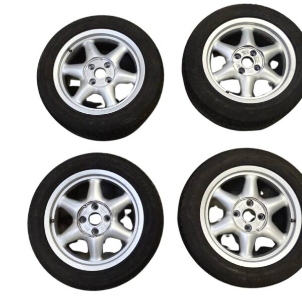 8A0601025N Audi 80 Felgen Sommerreifen Fulda 205/55 R16 7Jx16 4x108 ET37