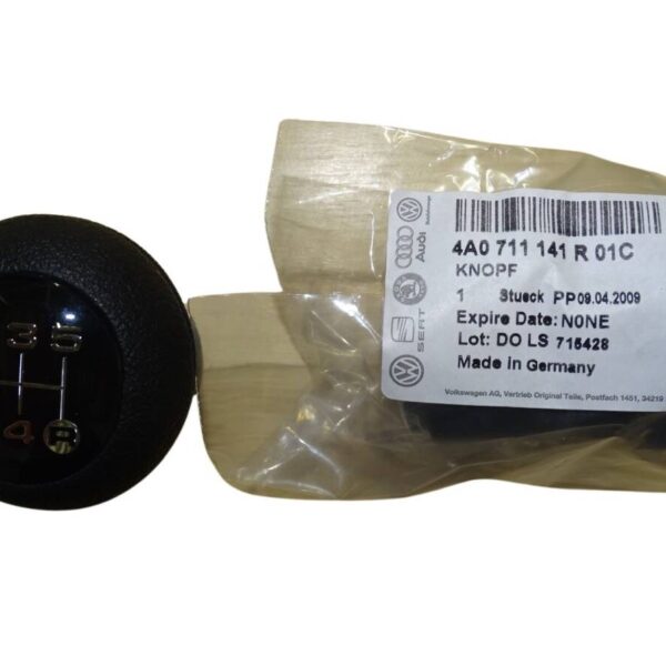 4A0711141R Audi 80 / 90 / Cabrio Typ89 / Coupe Typ89 / 100 c4 / A6 C4 / A4 B5 Schaltknauf Neu