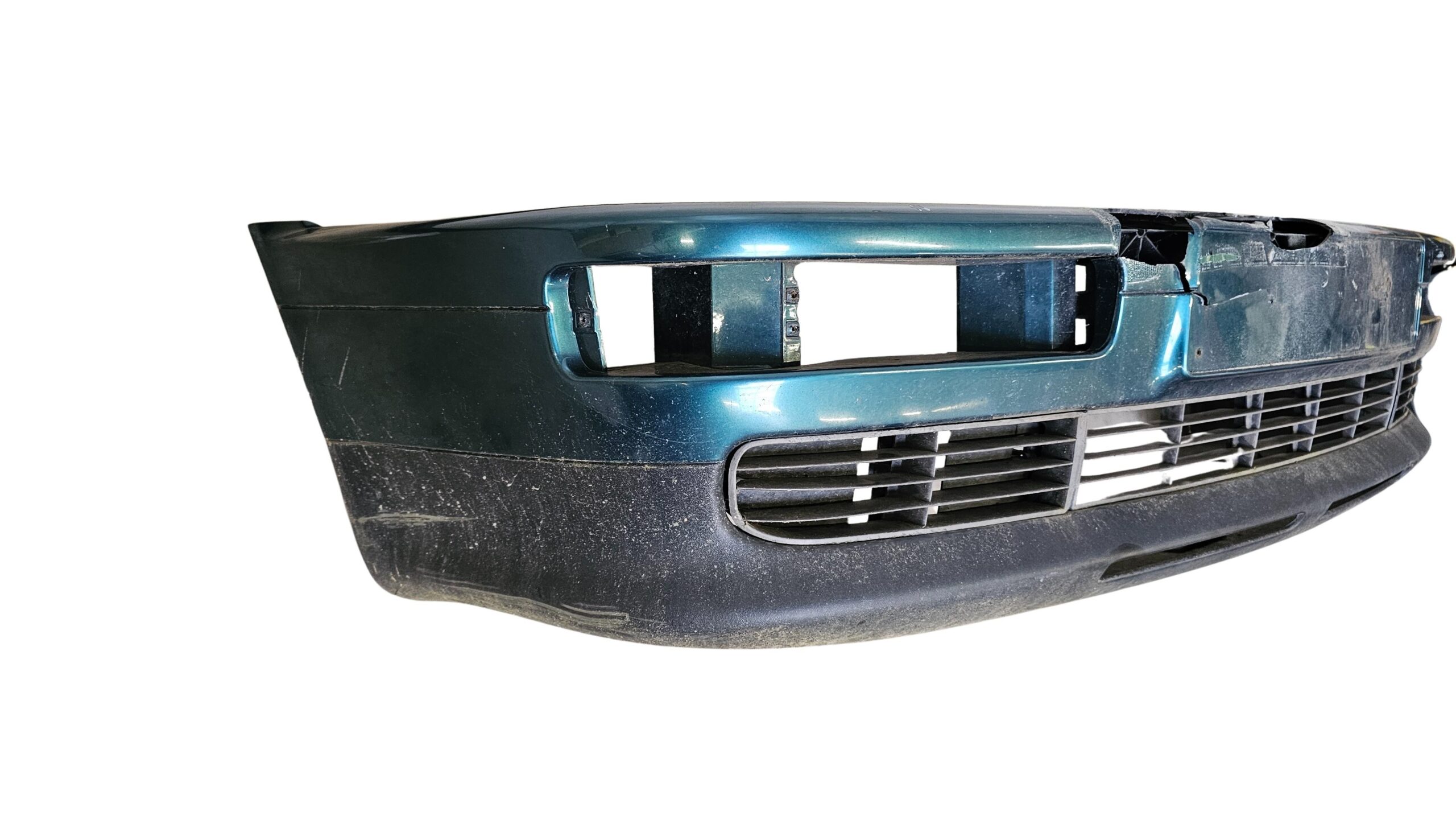 895807105AF Audi 80 Cabrio Coupe S2 Stoßstange Vorne Grün B-Ware / Defekt – Bild 4