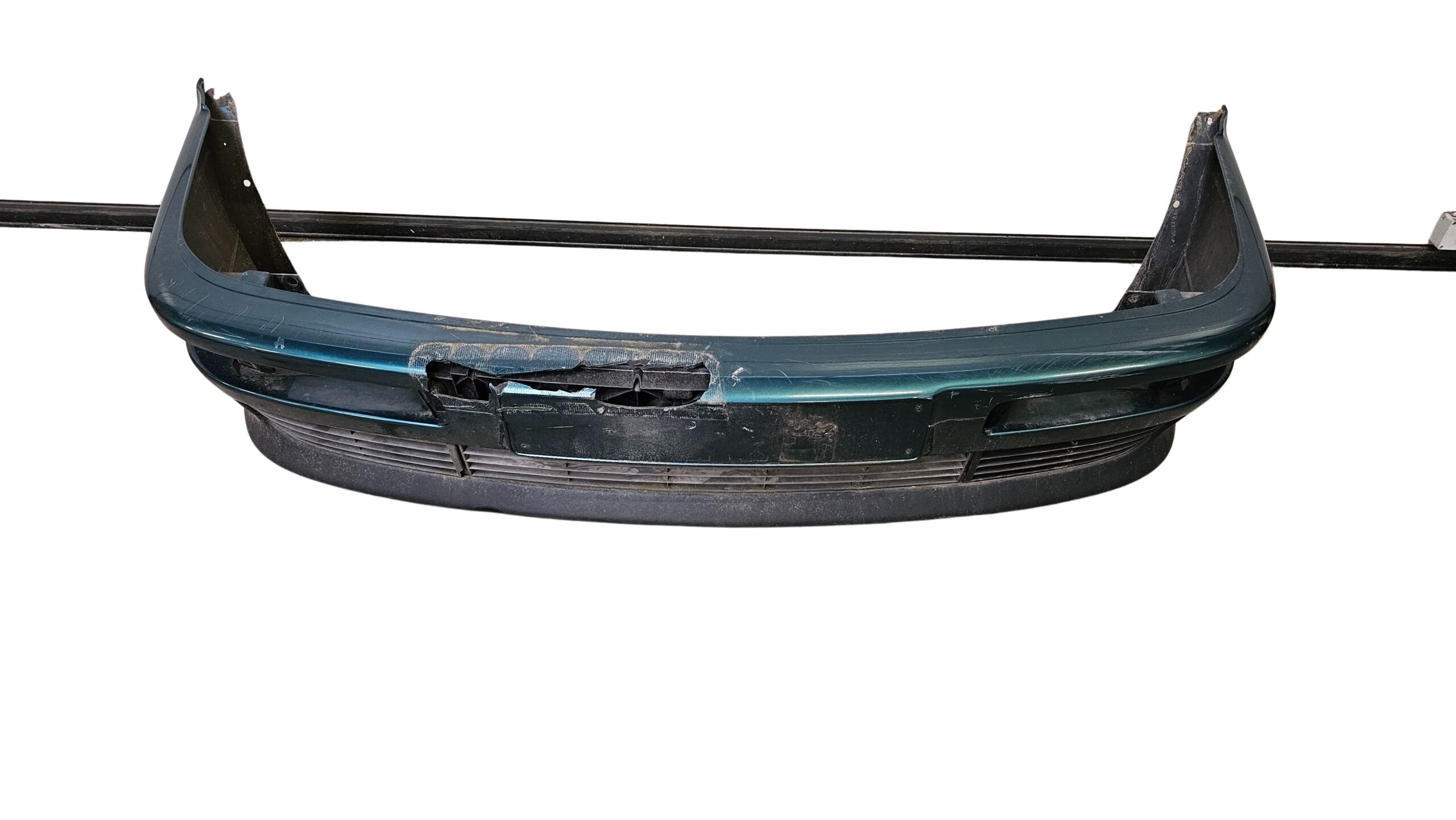 895807105AF Audi 80 Cabrio Coupe S2 Stoßstange Vorne Grün B-Ware / Defekt – Bild 5