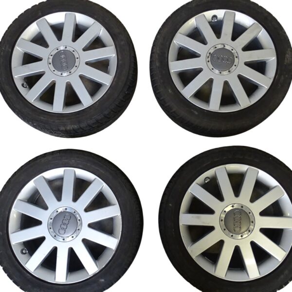 4x 4D0601025AK Audi A8/S8 Alufelgen 7,5Jx18H2 ET39 mit Narbendeckel und Reifen