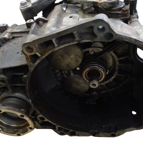 6-Gang Schaltgetriebe JLT VW Passat Touran Audi 2,0 TDI 103KW 140PS