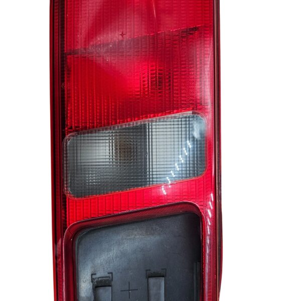 4A5945225 AUDI S6 S4 A6 C4 Rückleuchtenband