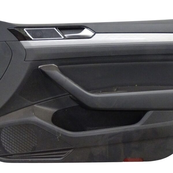 3G1867012 VW Passat B8 Variant vorne Rechts Türverkleidung