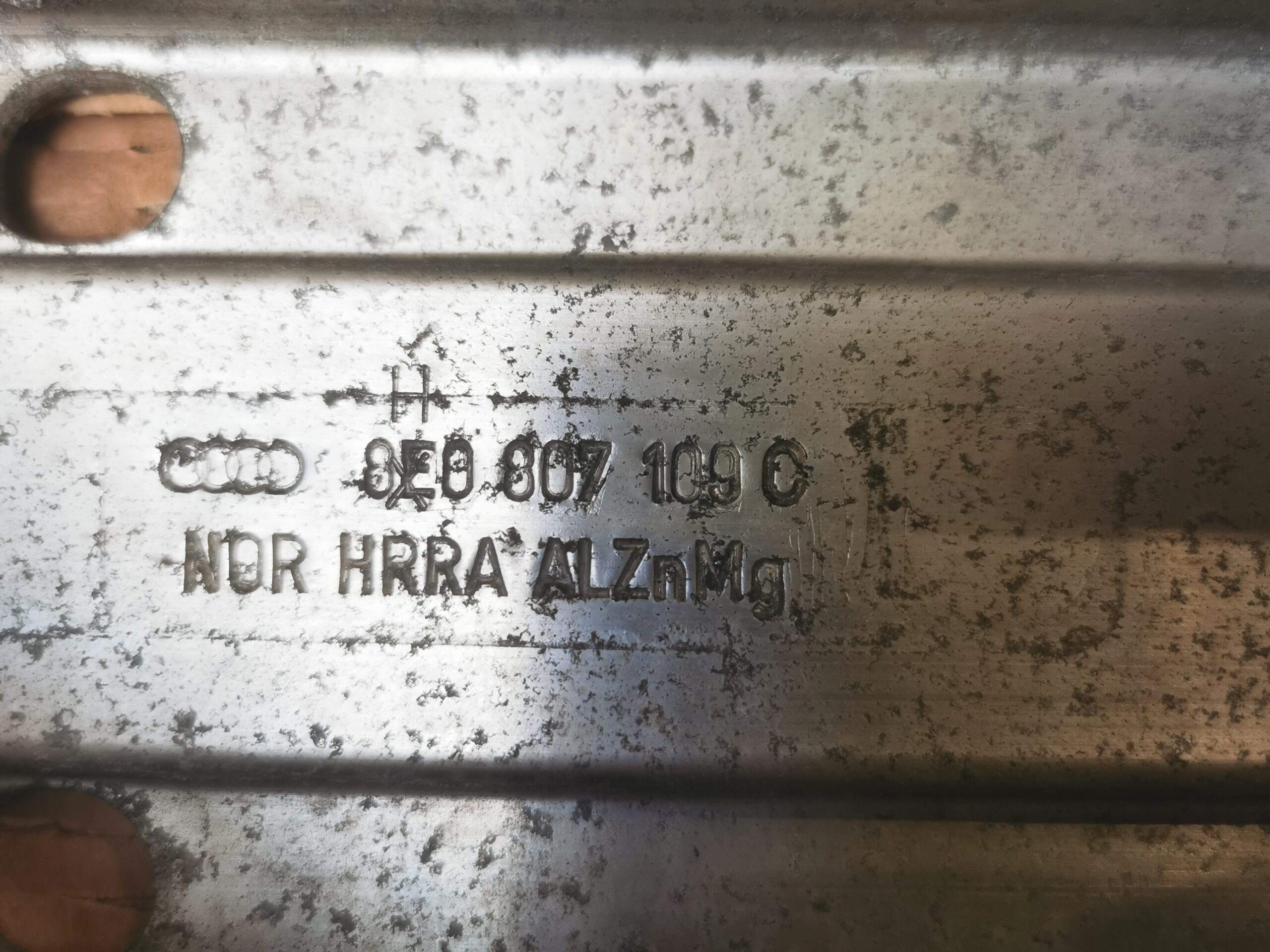 8E0807109 Audi A4 B6 8E Stoßstangenträger vorne Pralldämpfer Träger – Bild 5