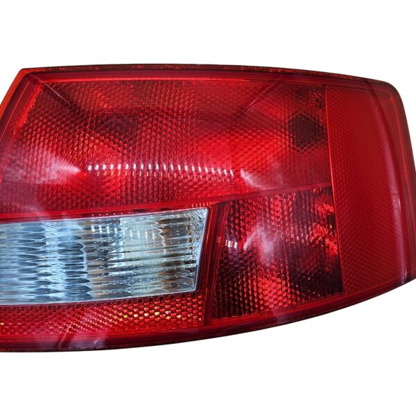 8H0945096A 157674 Audi A4 S4 Cabrio 8H B6 Rückleuchte Rücklicht hinten rechts mit Lampenfassungen