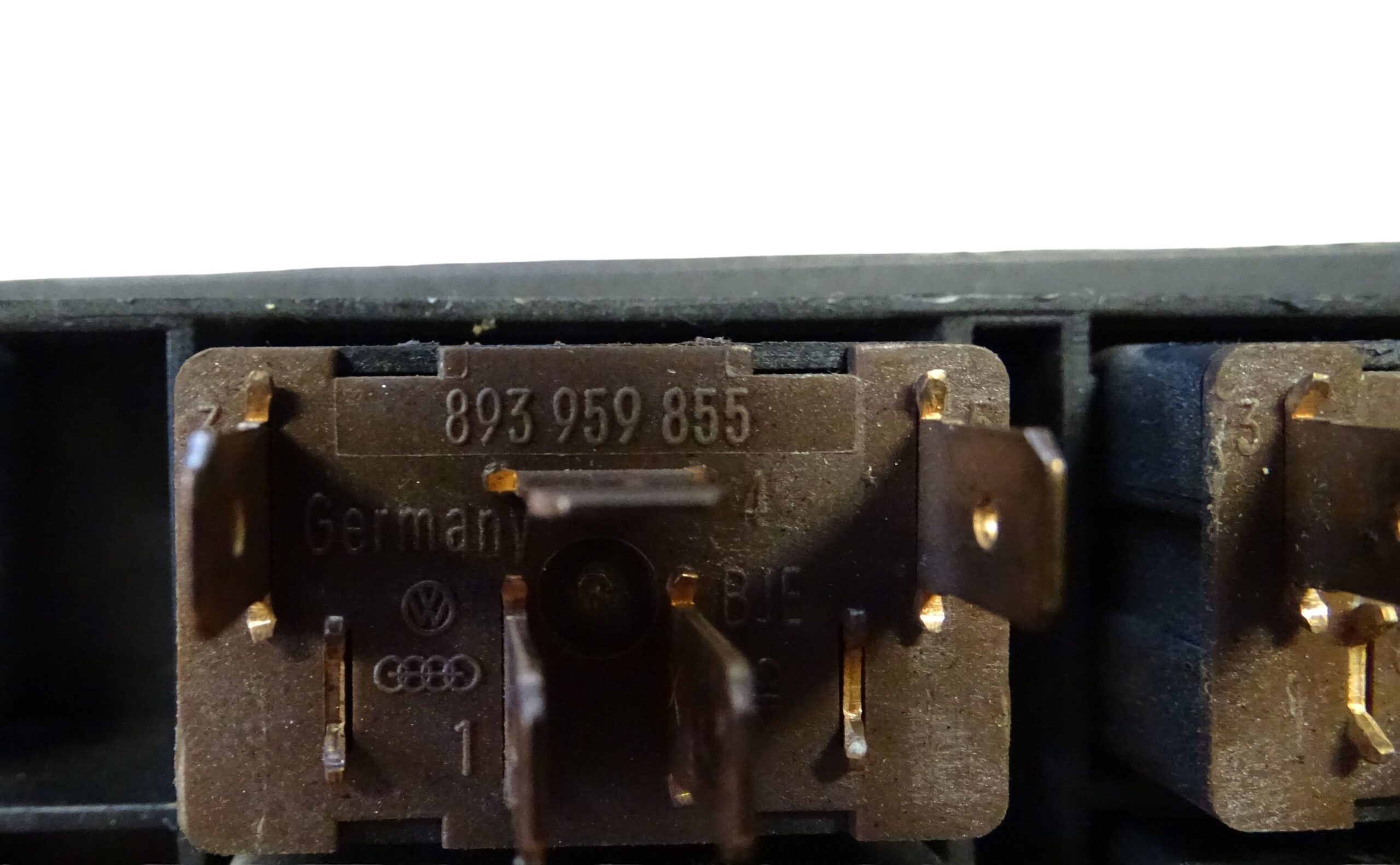 895959527D 893959855 Audi 80 B4 Cabrio Coupe Typ89 S2 RS2 Blende Rahmen Schalteraufnahme mit 4x e-Fensterheber Schalter – Bild 4