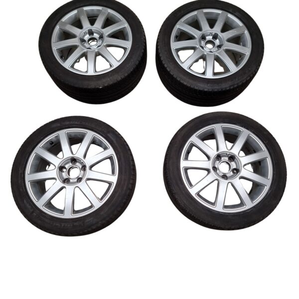 8D0601025AD Audi A4 S4 A6 S6 Alufelgen Silber 7,5x17 Zoll ET43, Lochkreis 5x112