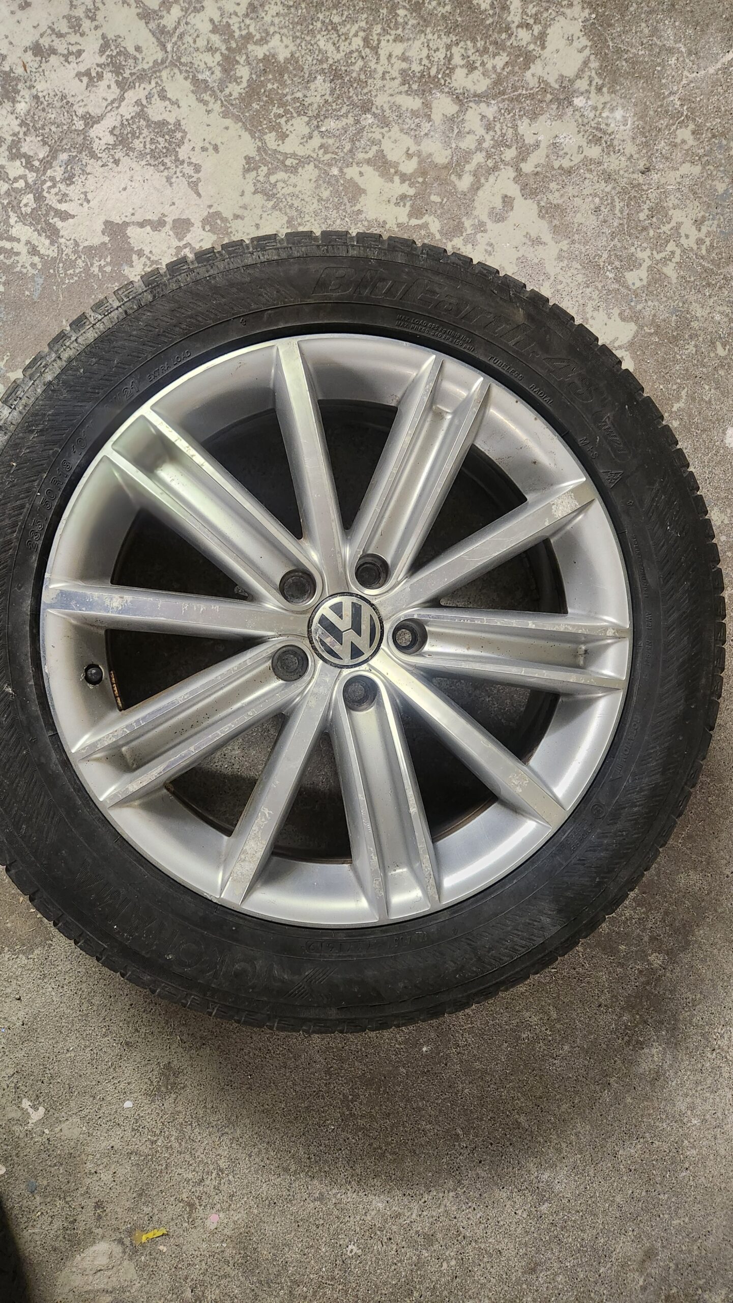 5N0601025AF VW Tiguan Alufelgen New York 10-Speichen Design 7x18 Zoll ET 43 Lochkreis 5x112 – Bild 9