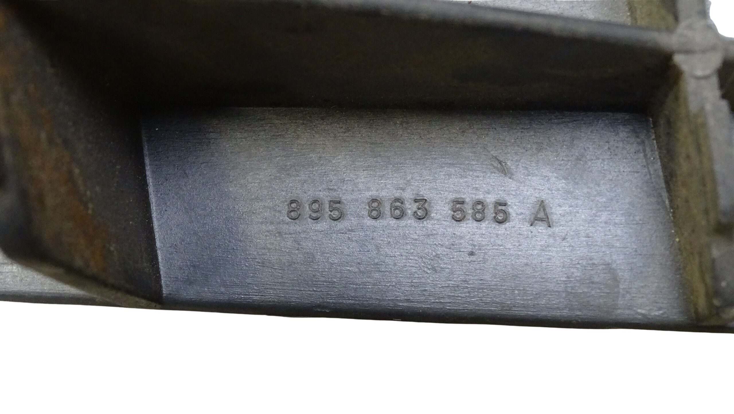 895863585A Audi Coupe Verkleidung Reserveradmulde Ersatzradmulde – Bild 6