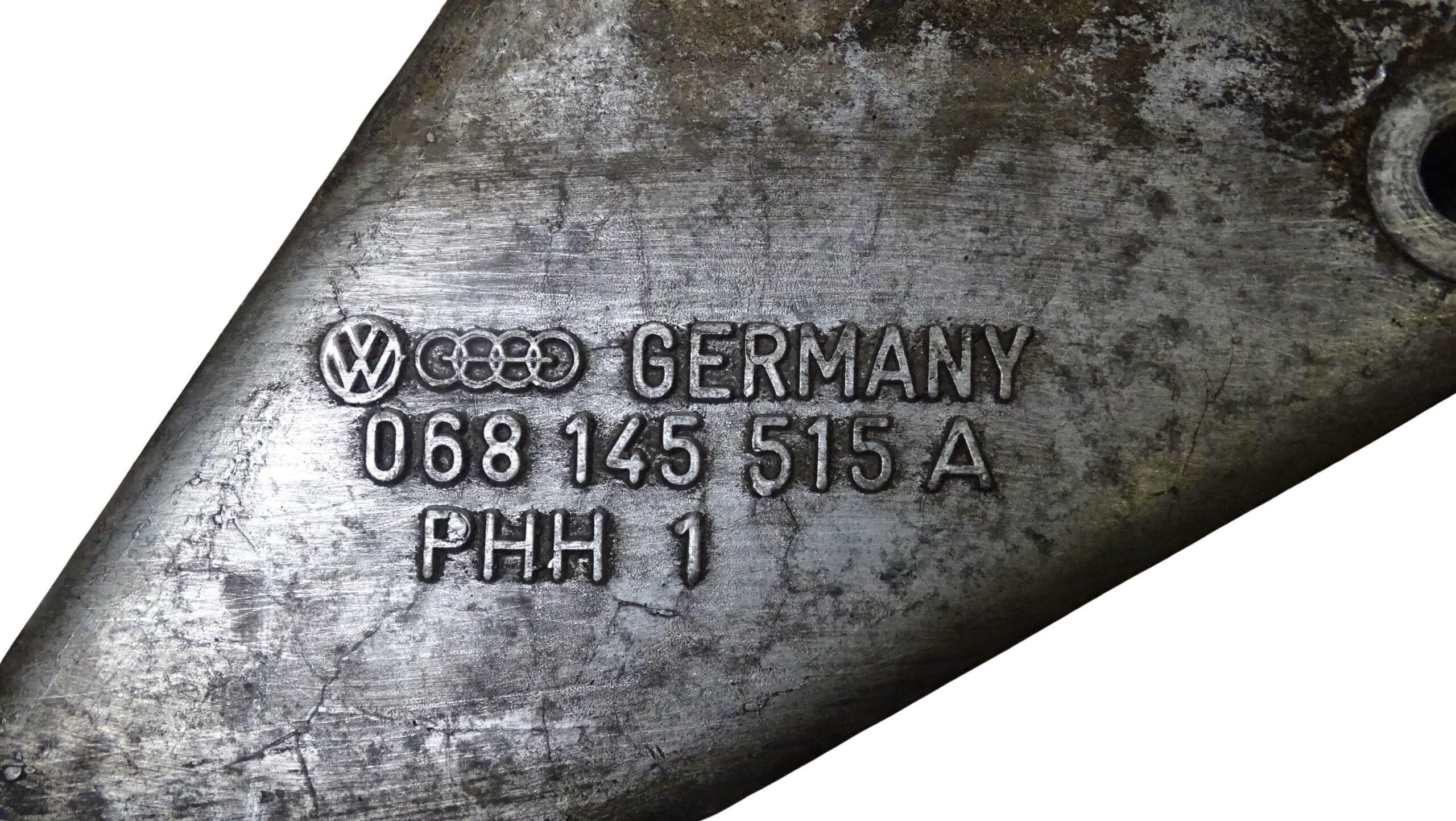 068145515A Audi 80 Typ 89 Cabrio Motorhalter Kompakthalter (Servopumpenhalter) – Bild 5