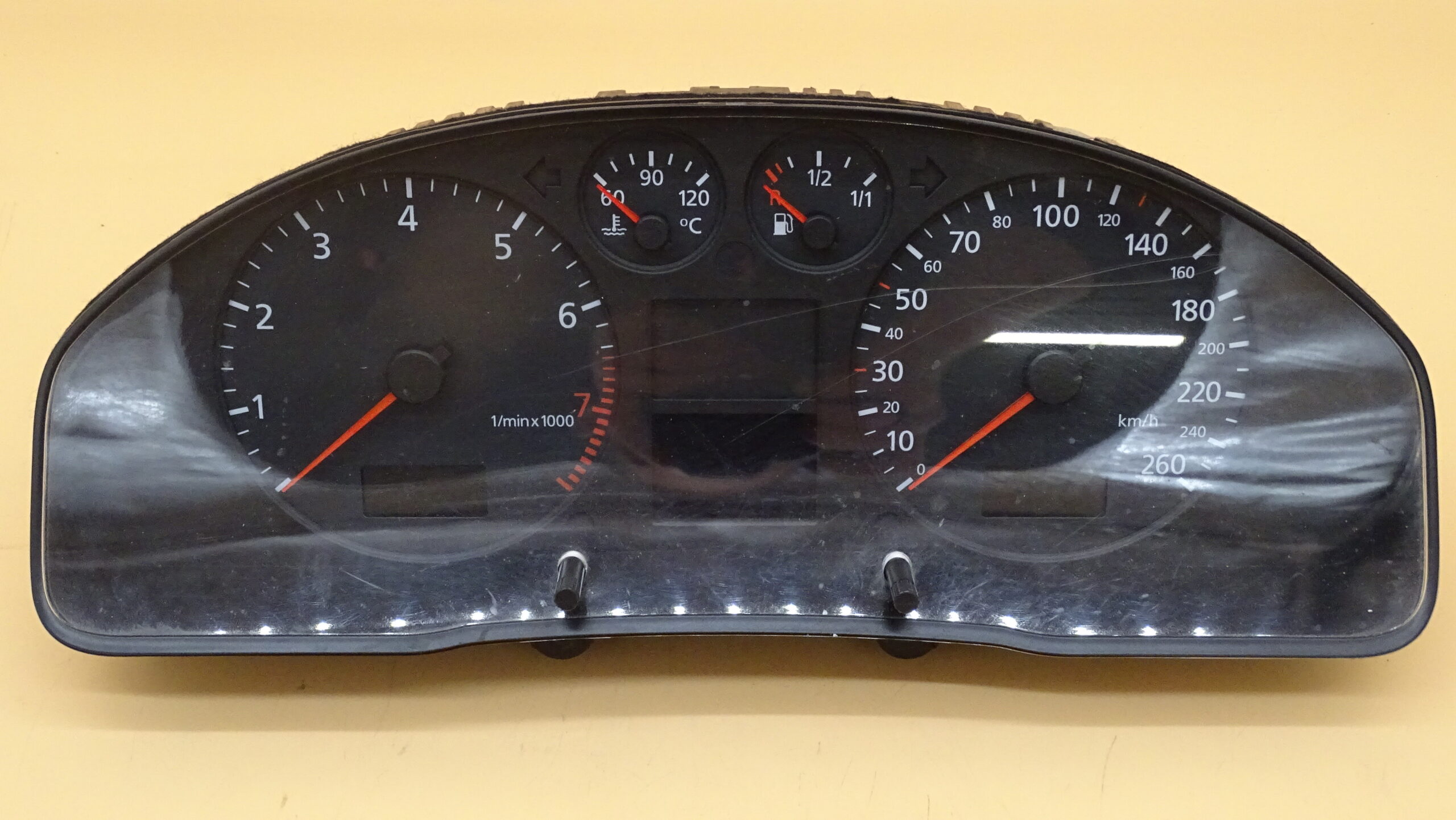 8D0920900B Original Audi A4 B5 Avant S4 Kombiinstrument Tacho – Bild 2