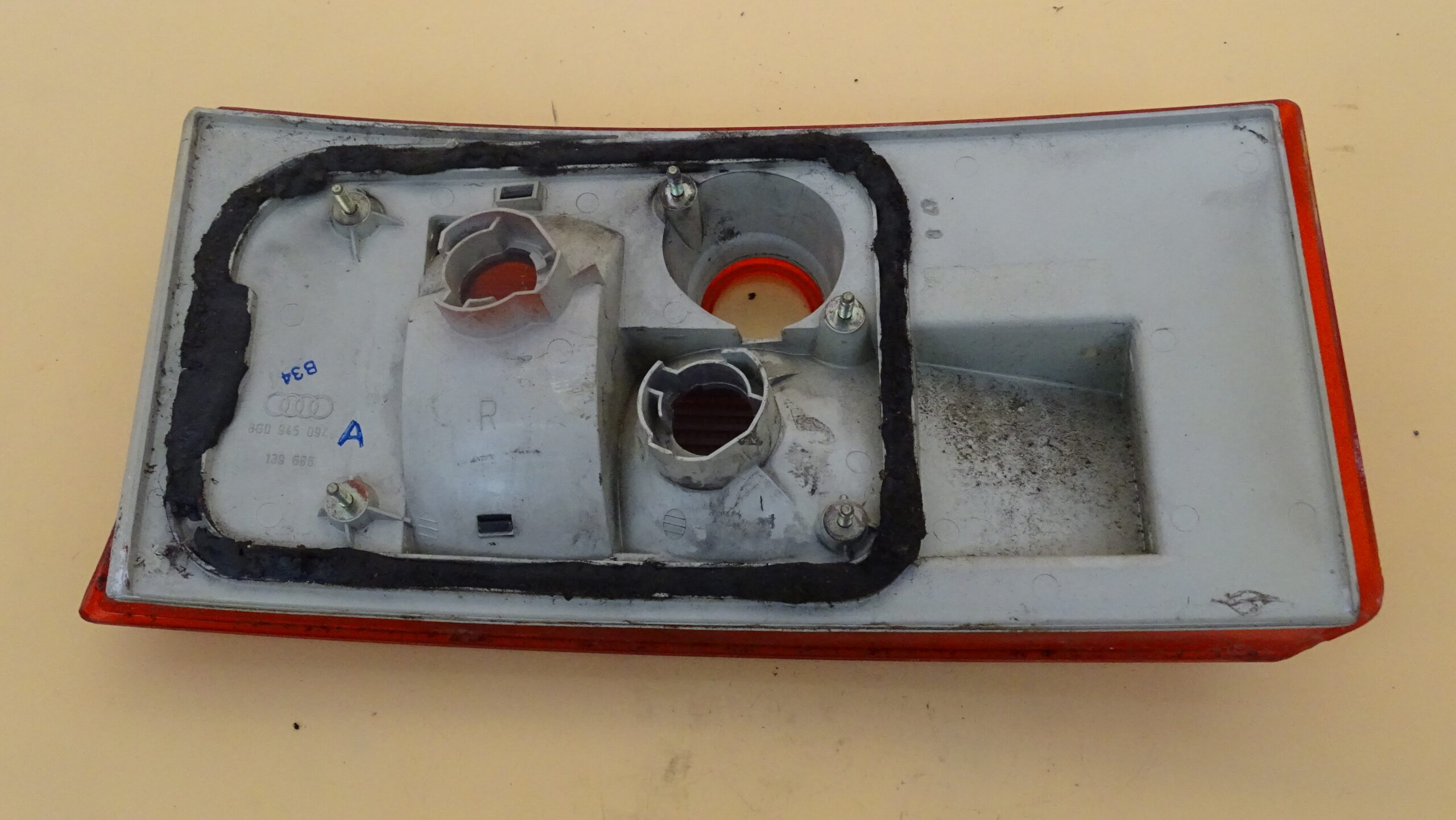 8G0945223/8G0945224 8G0945093/8G045094 Audi 80 Cabrio Typ 89 US Rückleucht Rücklicht Links Rechts – Bild 16