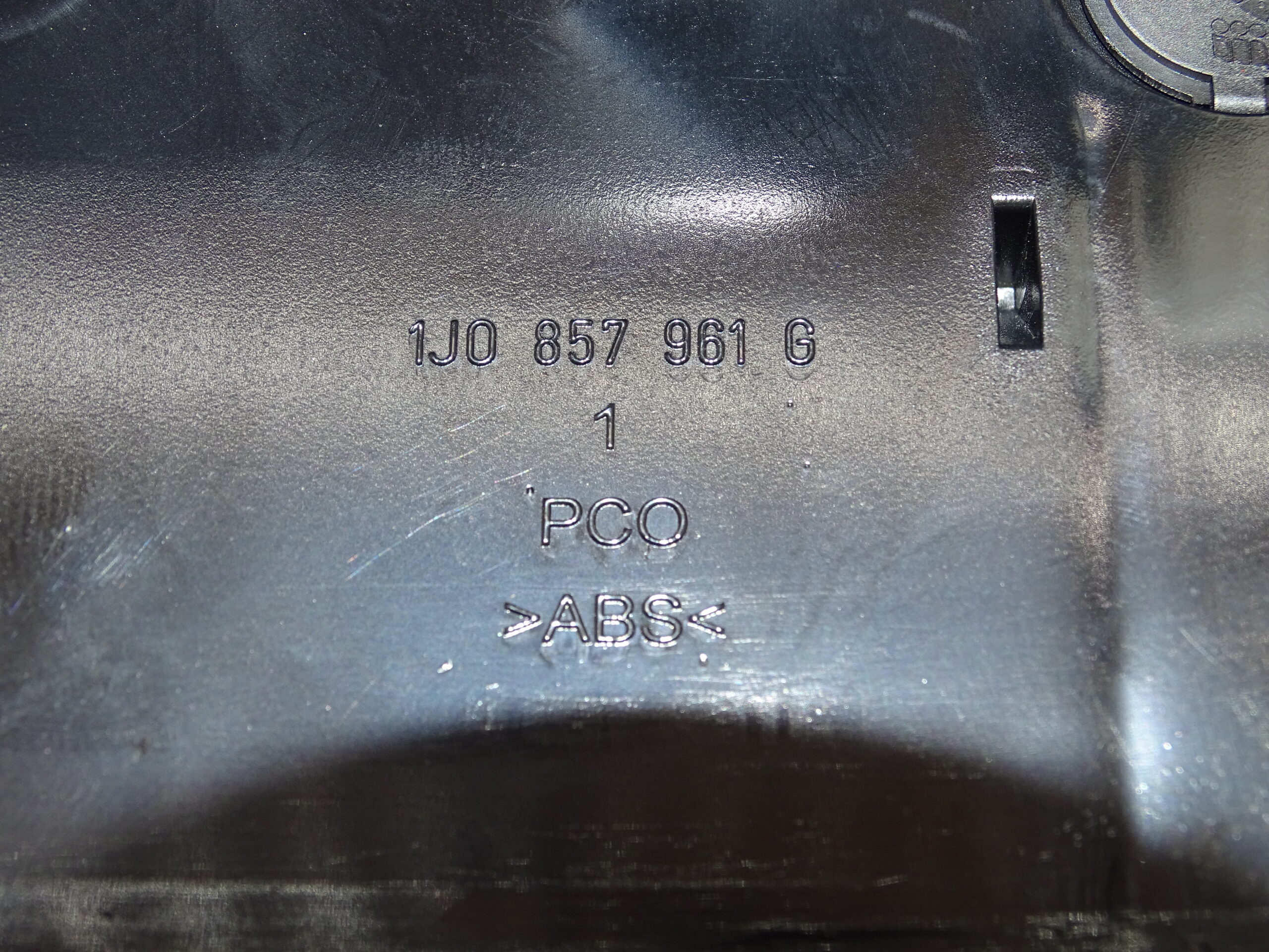 1J0857961G VW Golf 4 IV Bora Aschenbecher mit Anzünder Mittelkonsole – Bild 10