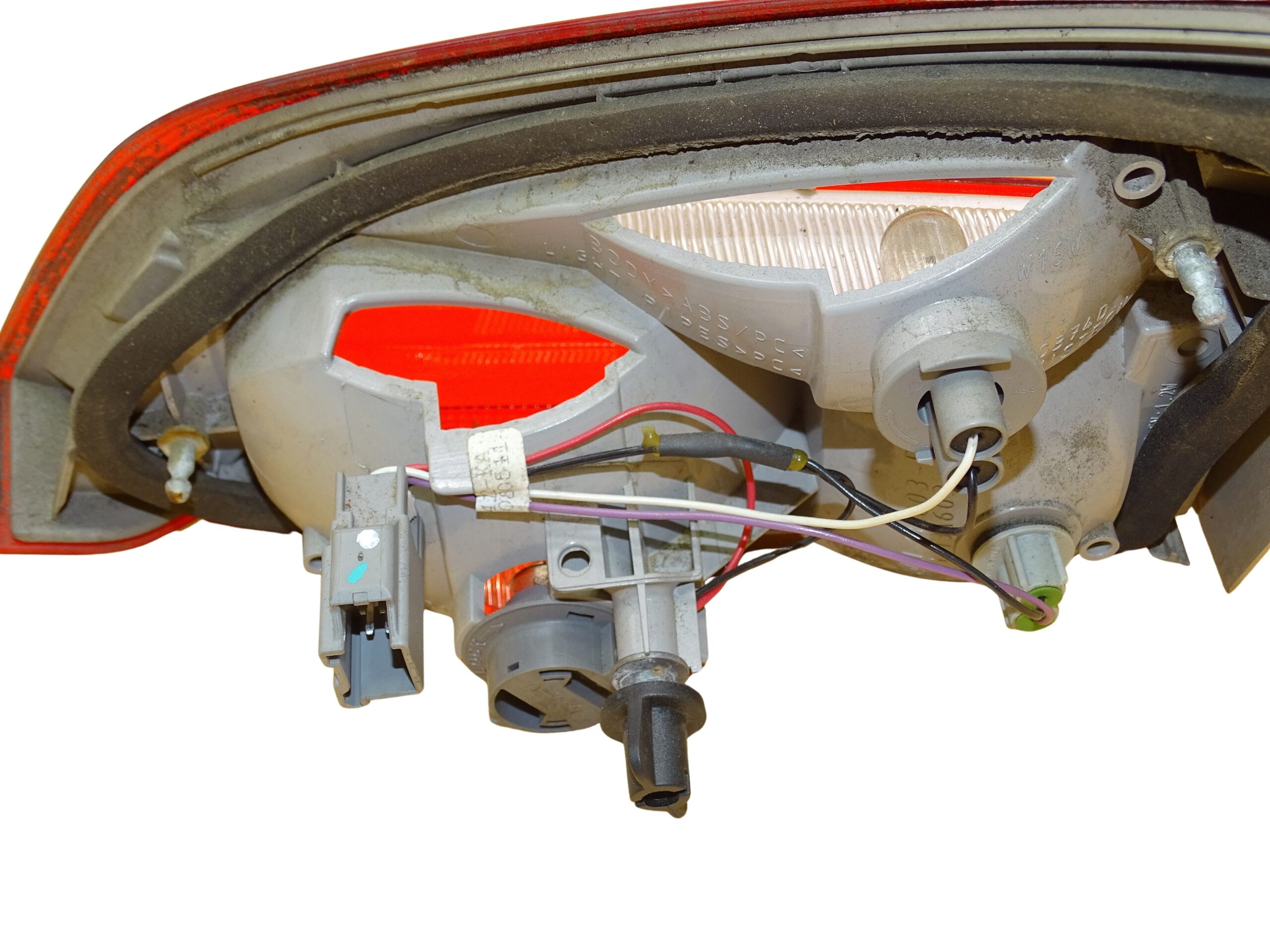 BM51-13A603-BB Ford Focus MK III Turnier innere Linke Rückleuchte – Bild 7