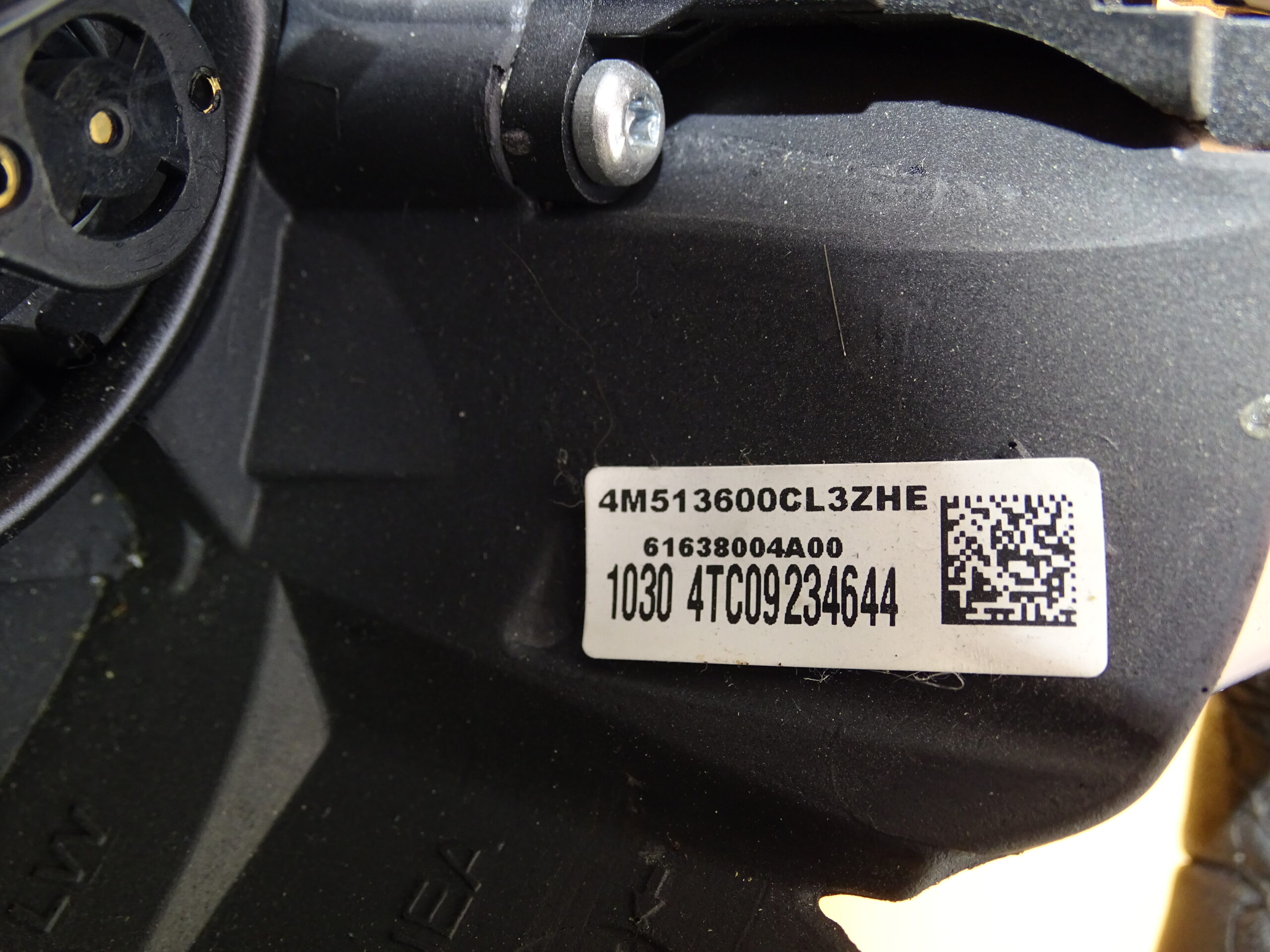 4M51-13600-CL+4M51-A042B85 Ford Focus MK 2 II Lenkrad Lederlenkrad Multifunktionslenkrad Airbag – Bild 13