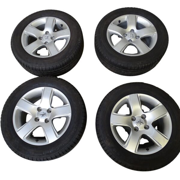 9684880380 / 5402Y4 Peugeot Alufelgensatz 7,0x16 Zoll ET32 Lochkreis 4x108 Conitnental Winter Contact TS830P 5-7mm Profiltiefe