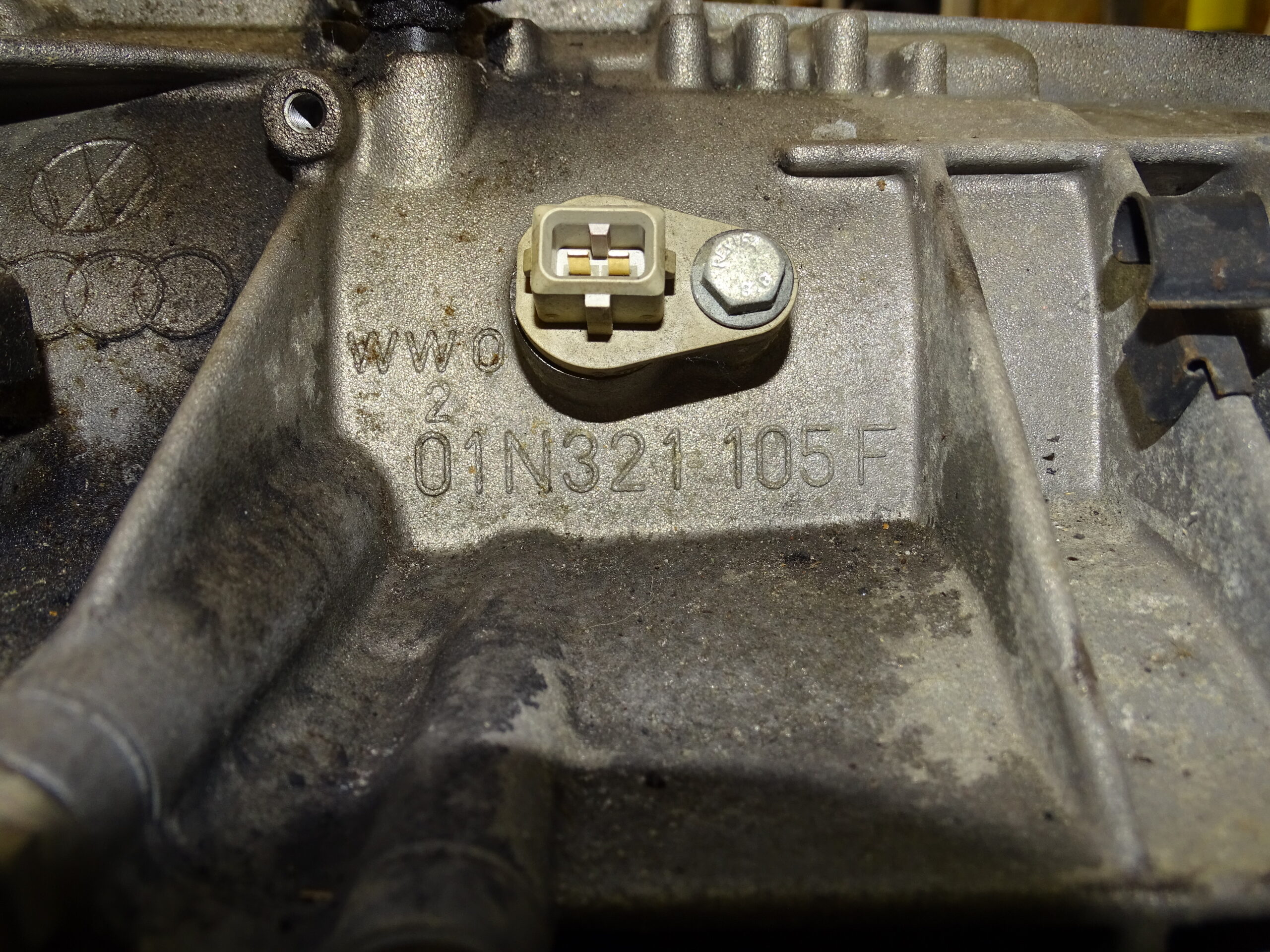 A01N300035PX / 01N321105F Audi Cabrio 2,6 Liter Automatikgetriebe Getriebe (Getriebe-Code: CLN) – Bild 9