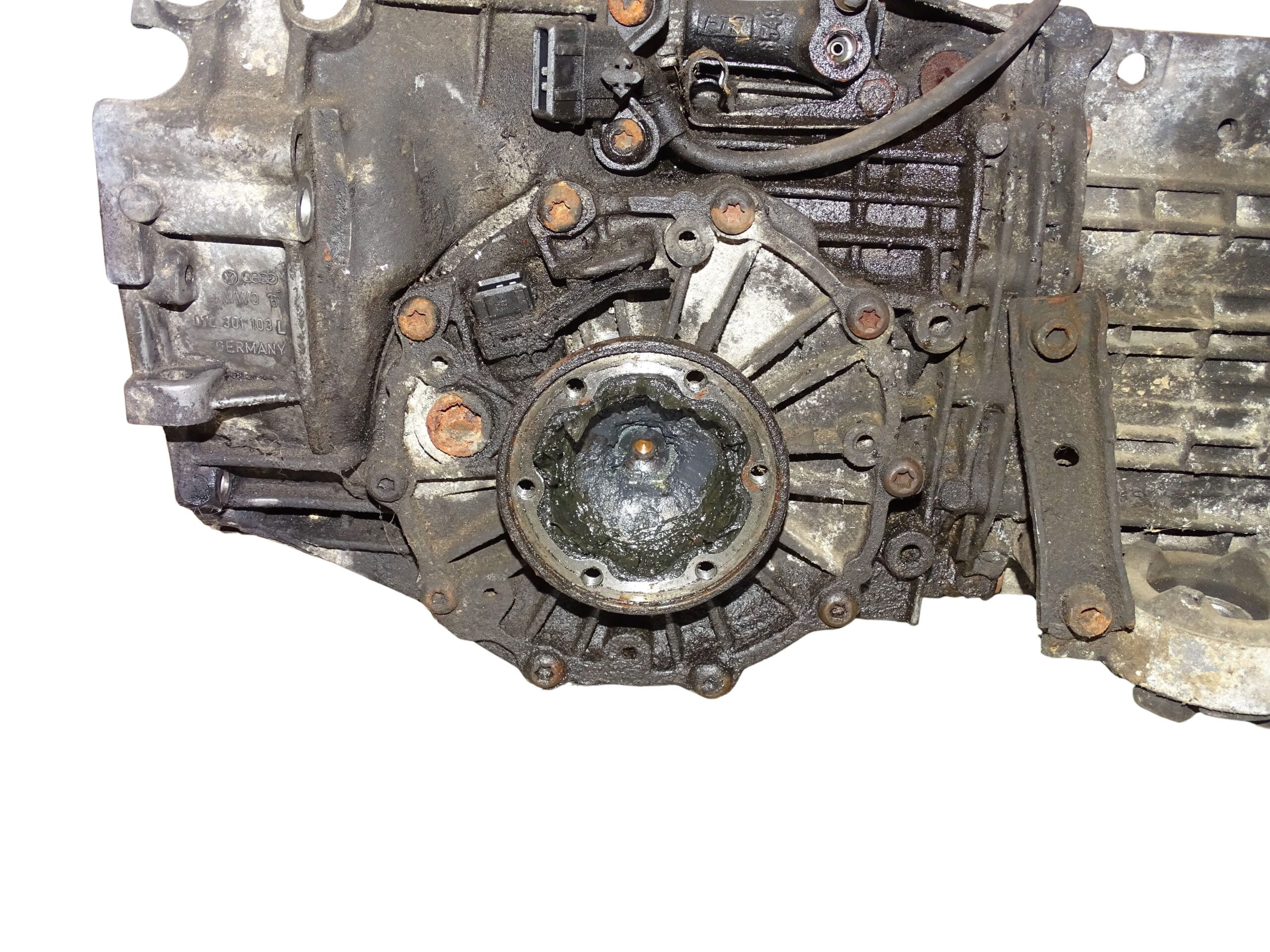 012300048DX / 012301103L Audi 100 A6 C4 80 B4 A4 B5 Cabrio Typ 89 2,6 V6 DHN/CPB 5 Gang Schaltgetriebe – Bild 5