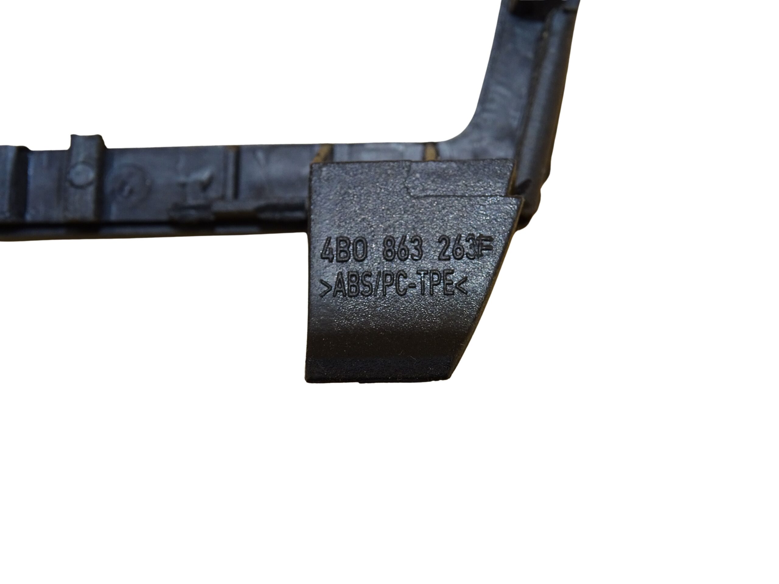 4B0863263F Audi A6 4B Radiorahmen Blende Verkleidung Rahmen Radio Abdeckung – Bild 5