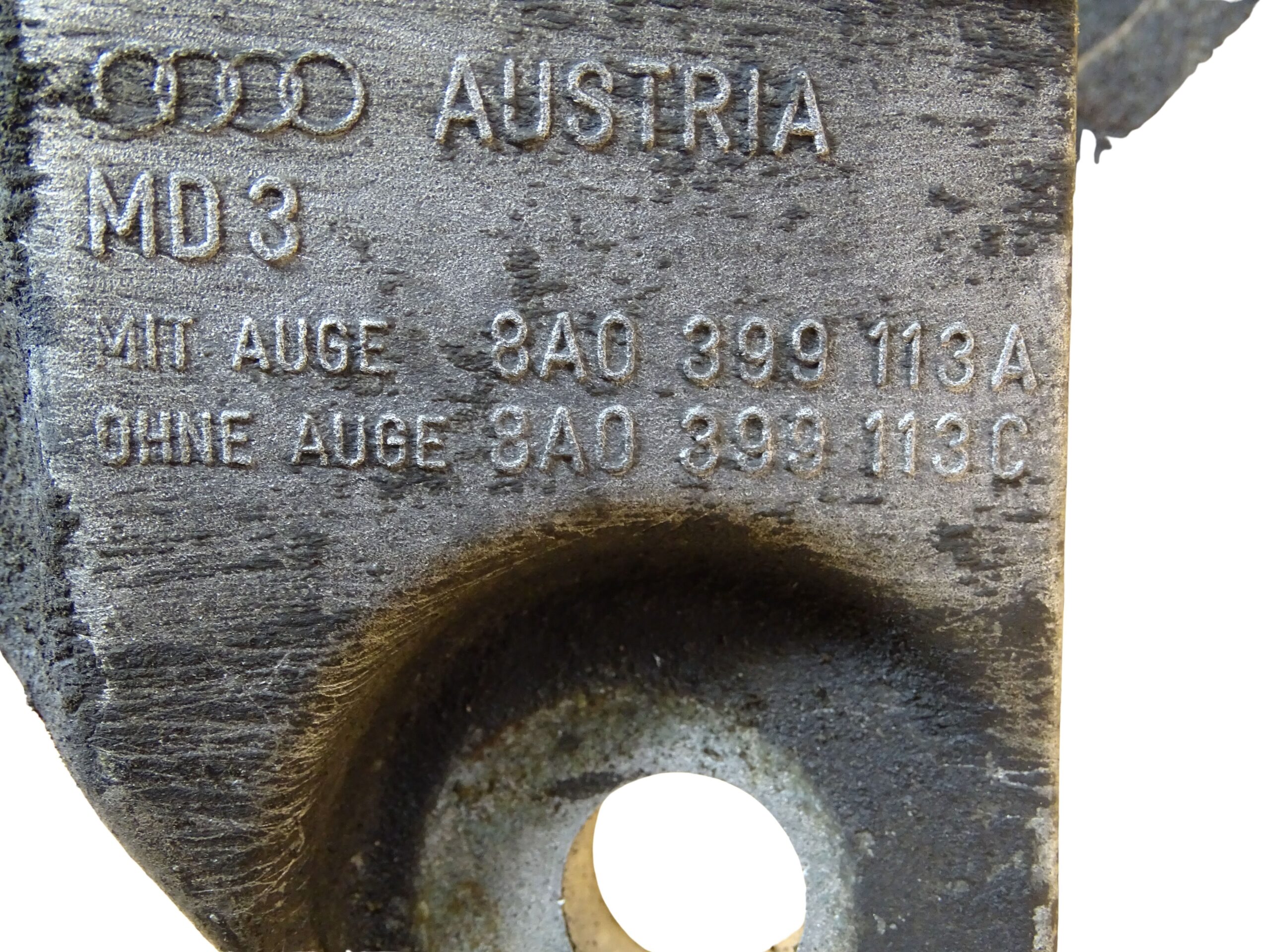 8A0399113A / 8A0399113C Audi 80 Typ 89 Cabrio V6 Getriebehalter Stütze Links – Bild 4