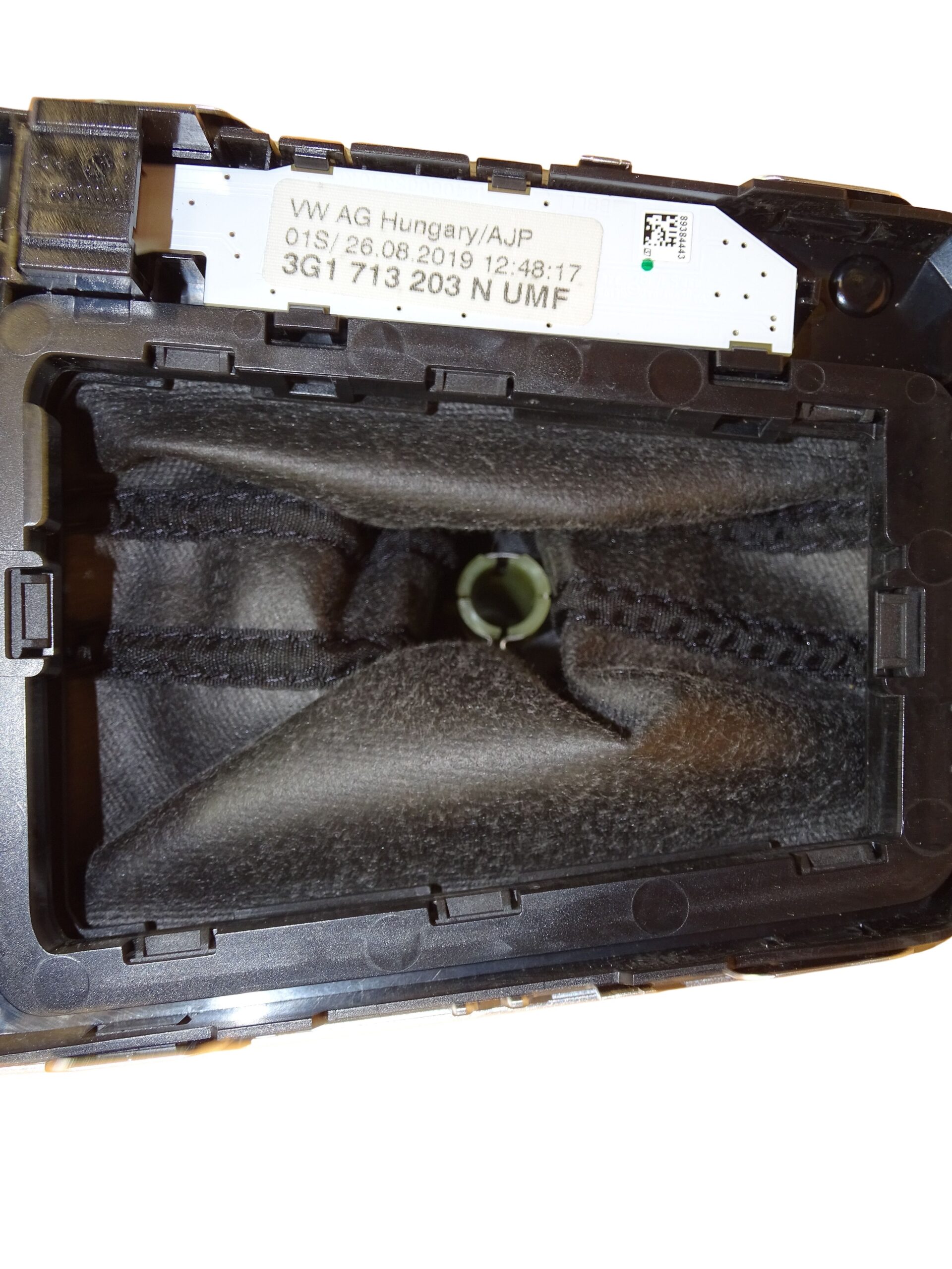 3G1713203N VW Passat B8 und VW Arteon Schaltknauf Schaltsack Rahmen Automatik – Bild 2