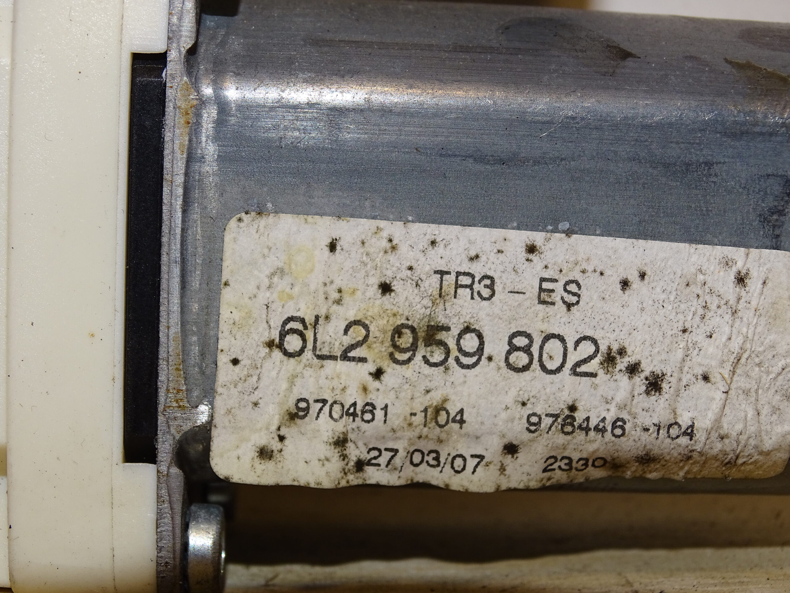 6L2959802 Seat Ibiza III 6L Fensterhebermotor Motor Fensterheber vorne Links – Bild 4