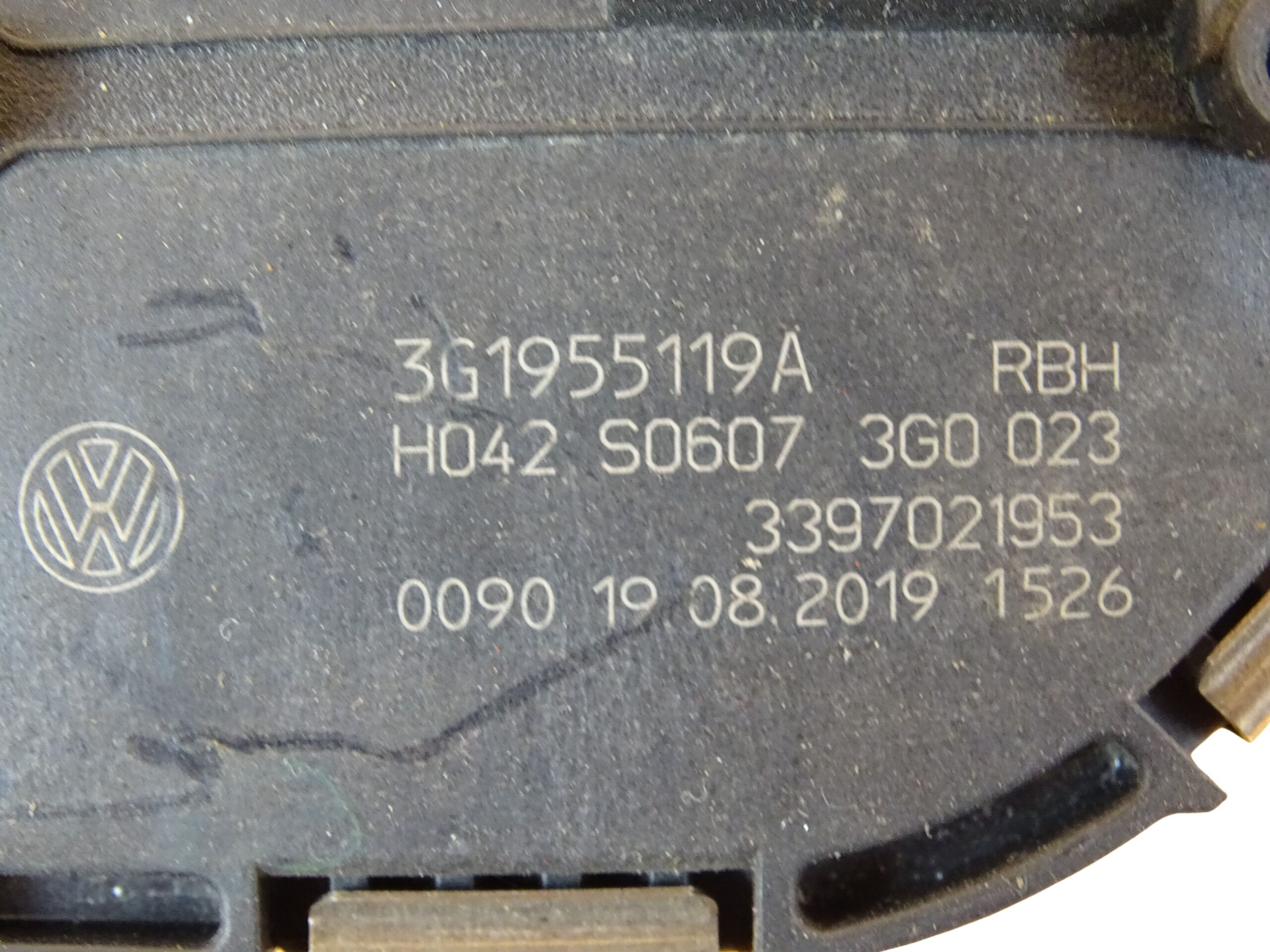 3G1955023D / 3G1955119D VW Passat B8 Arteon 3H Aufnahme Scheibenwischer Wischermechanismus Wischergestänge mit Motor Vorne – Bild 7